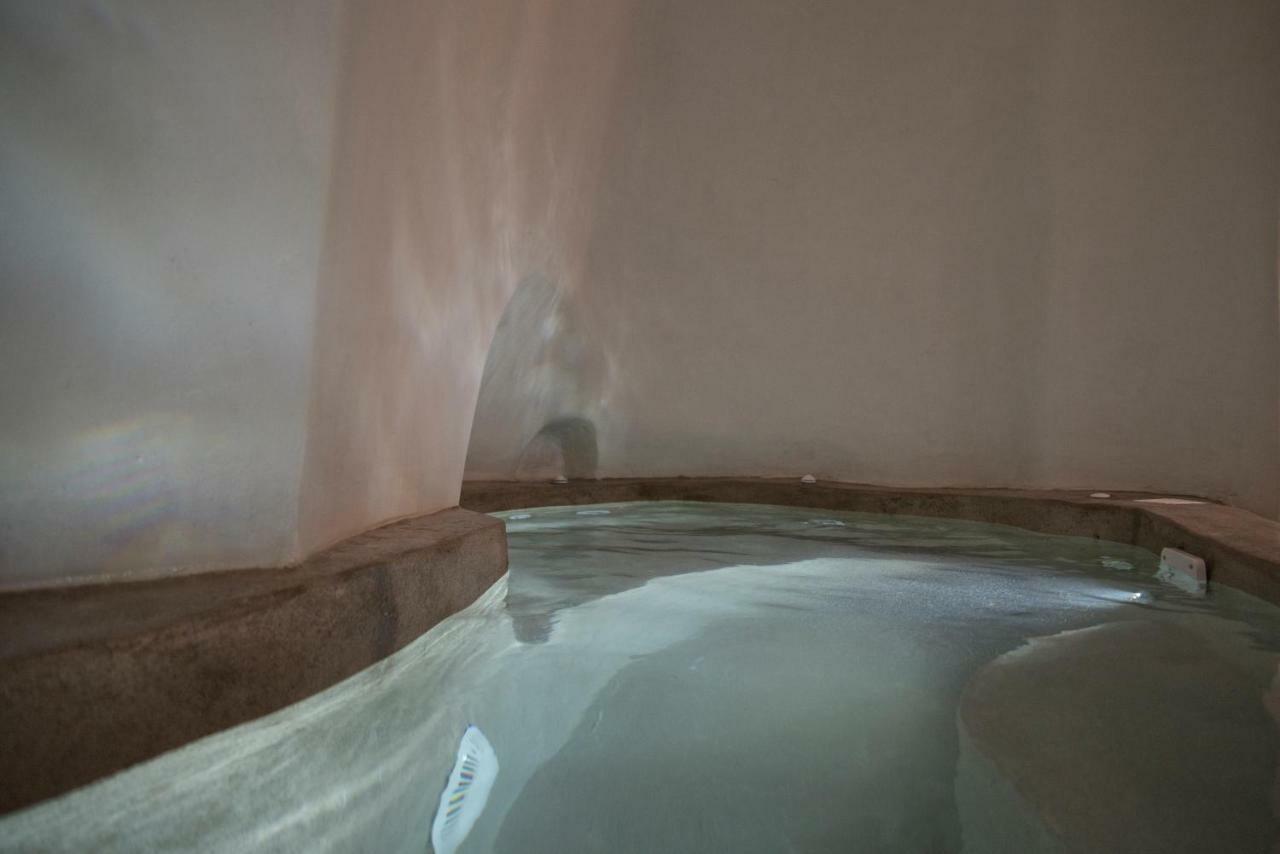 Alluvial Santorini Suites Mesaria Esterno foto