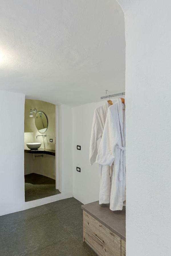 Alluvial Santorini Suites Mesaria Esterno foto